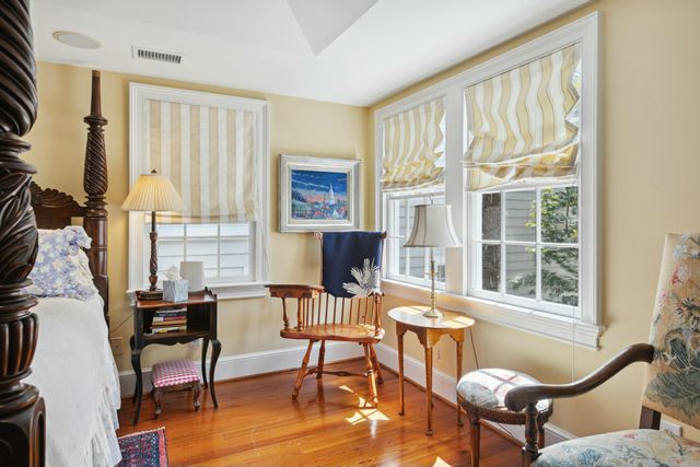 32 Church Street, Charleston, SC 29401