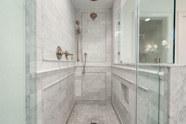 32 Church Street, Charleston, SC 29401