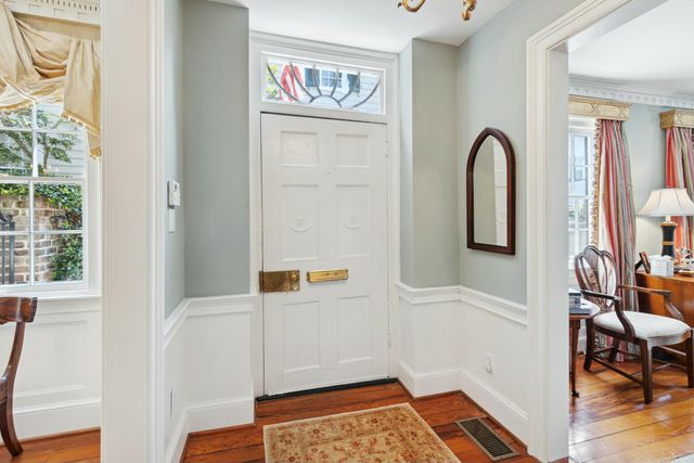 32 Church Street, Charleston, SC 29401