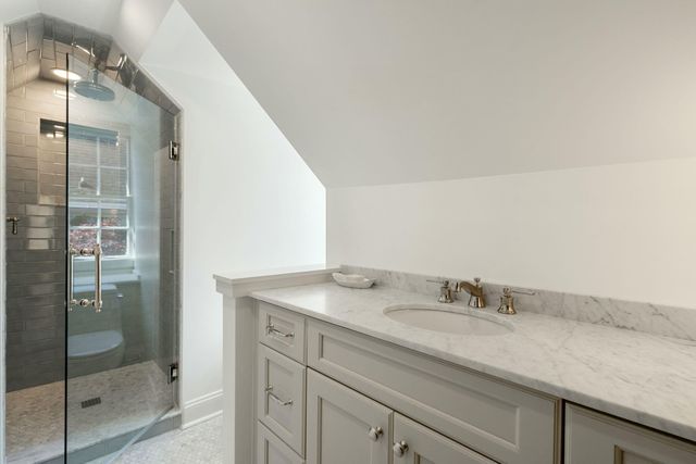 32 Church Street, Charleston, SC 29401