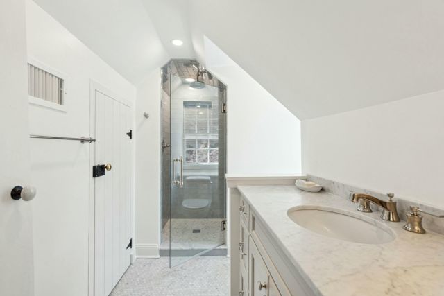 32 Church Street, Charleston, SC 29401