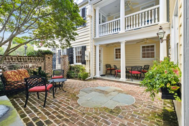 32 Church Street, Charleston, SC 29401