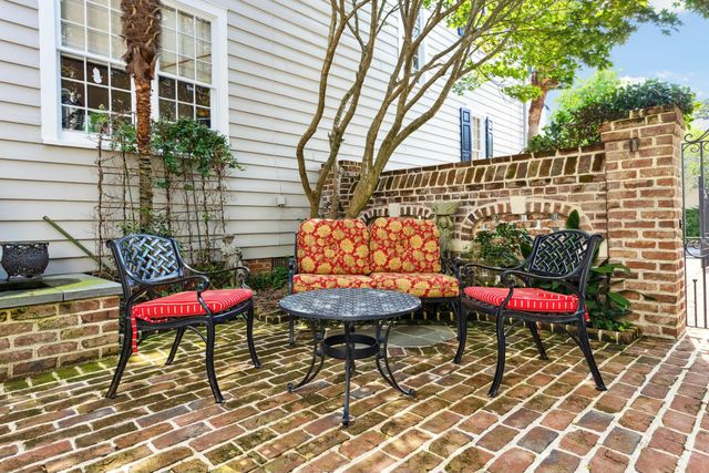 32 Church Street, Charleston, SC 29401
