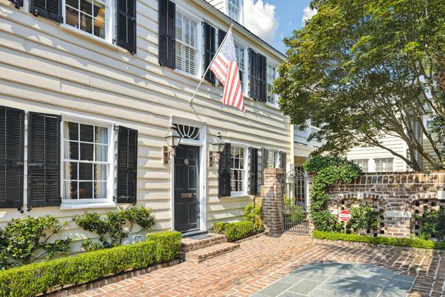 32 Church Street, Charleston, SC 29401