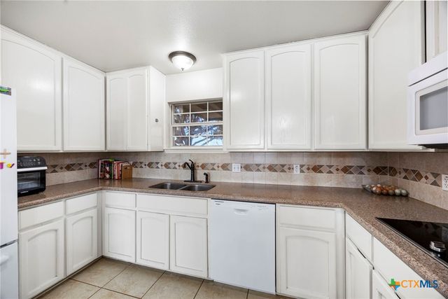 18751 State Highway 95, Holland, TX 76534