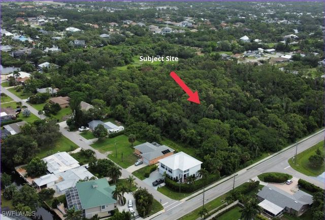9501–9599 Pennsylvania AVE, Bonita Springs, FL 34135
