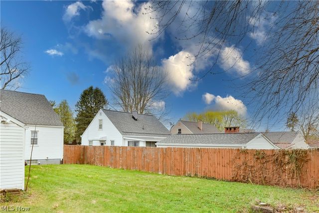 3864 Louise Street, Mogadore, OH 44260