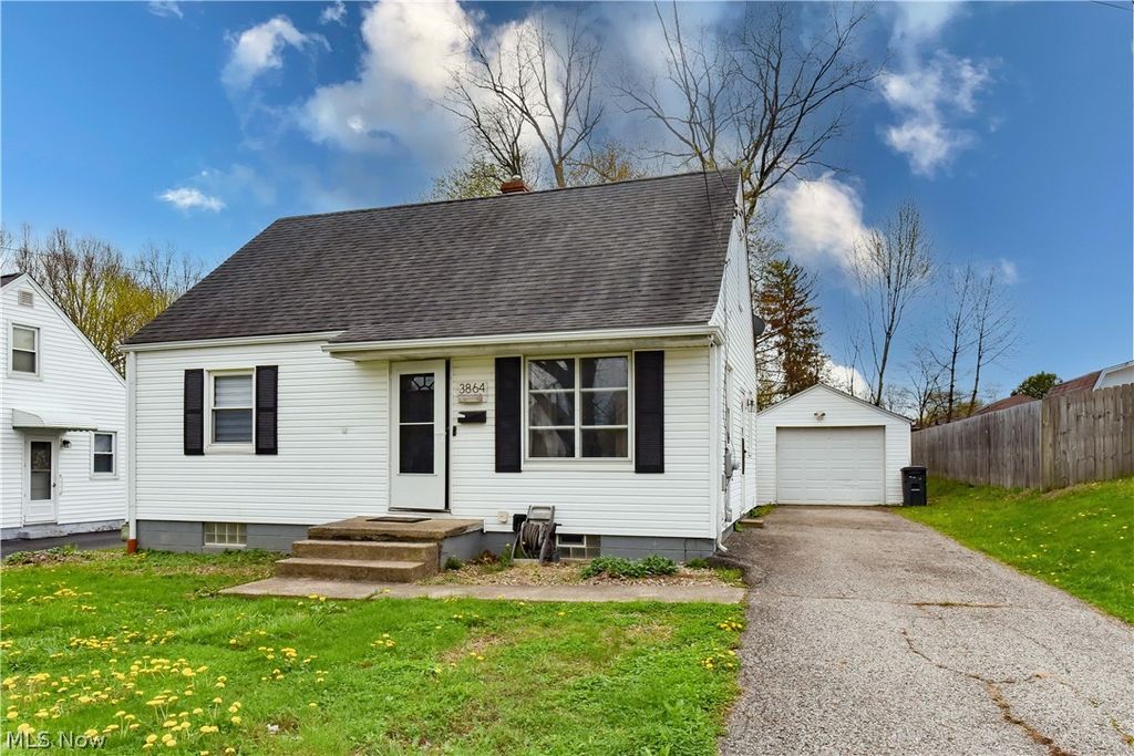 3864 Louise Street, Mogadore, OH 44260