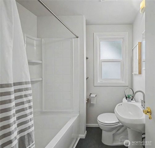 15504 11th Avenue NE, Shoreline, WA 98155