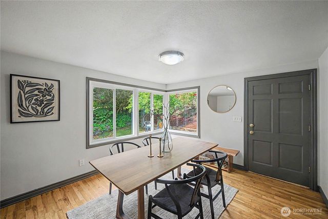 15504 11th Avenue NE, Shoreline, WA 98155