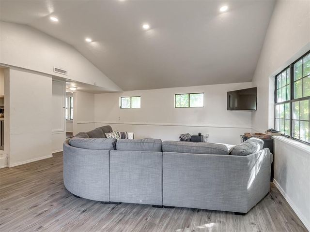 2424 NW 18th Street, Oklahoma City, OK 73107