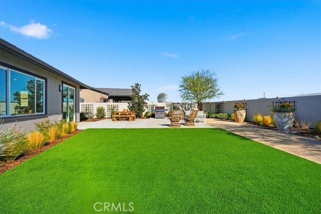 3223 E Avenue J-4, Lancaster, CA 93535