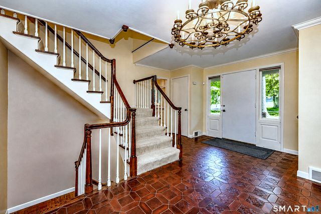 24 Inverness Road, Trumbull, CT 06611