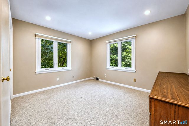24 Inverness Road, Trumbull, CT 06611