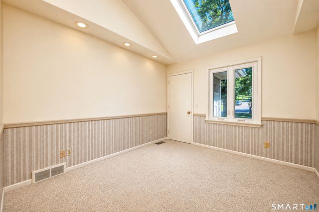 24 Inverness Road, Trumbull, CT 06611