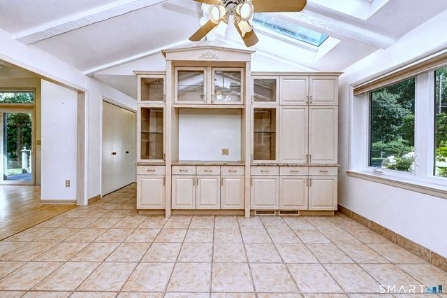 24 Inverness Road, Trumbull, CT 06611
