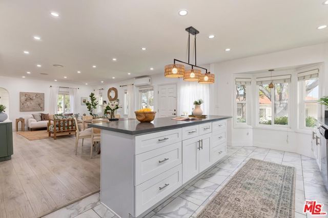 1060 22nd Street, Santa Monica, CA 90403