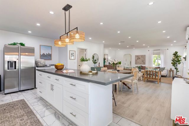 1060 22nd Street, Santa Monica, CA 90403
