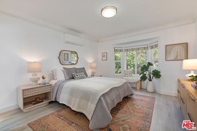 1060 22nd Street, Santa Monica, CA 90403