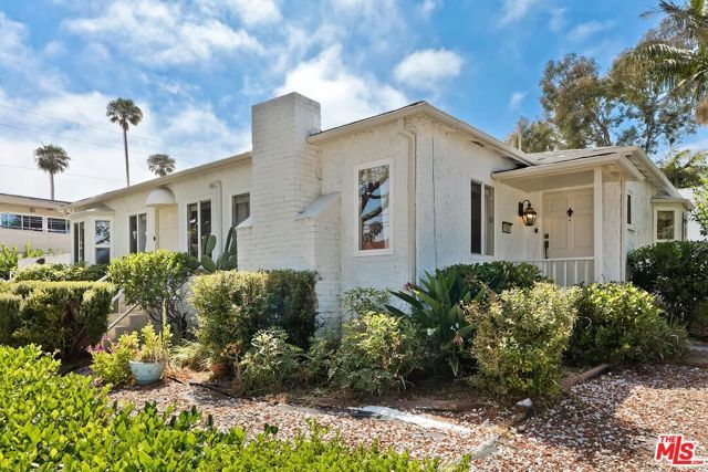 1060 22nd Street, Santa Monica, CA 90403