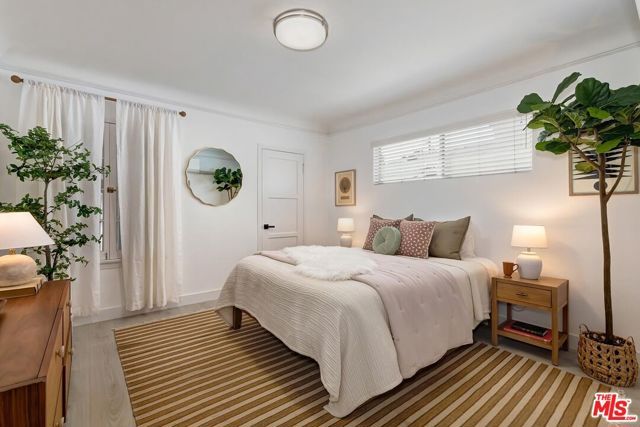 1060 22nd Street, Santa Monica, CA 90403