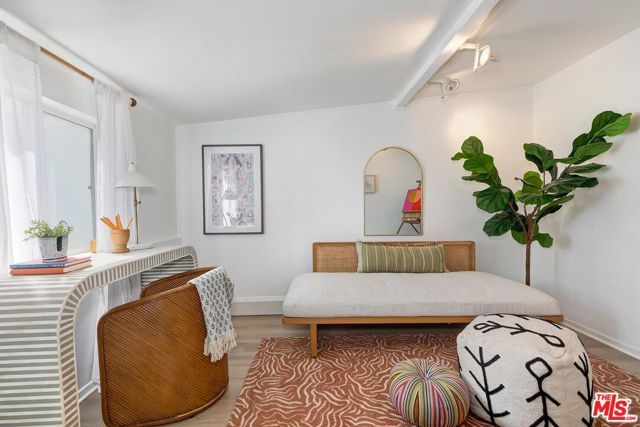 1060 22nd Street, Santa Monica, CA 90403