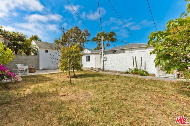 1060 22nd Street, Santa Monica, CA 90403