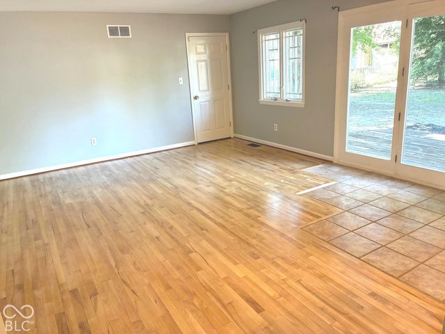 1404 Orchard Park Drive N, Carmel, IN 46280