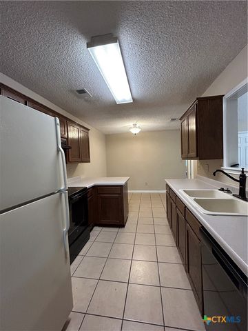 1642 W County Line Road, New Braunfels, TX 78130