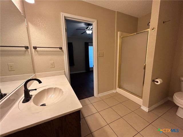 1642 W County Line Road, New Braunfels, TX 78130