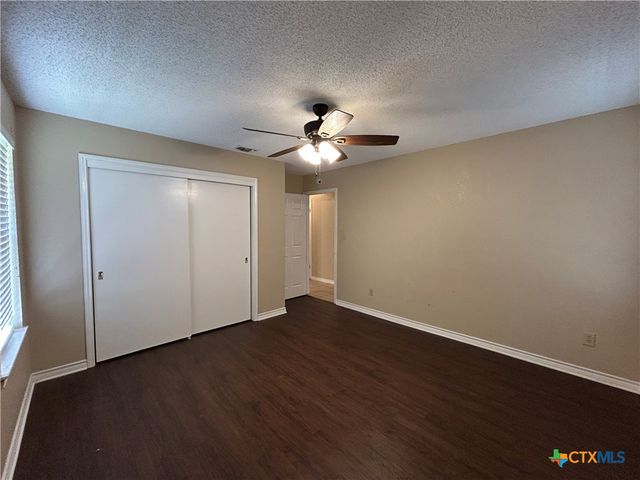 1642 W County Line Road, New Braunfels, TX 78130