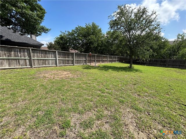 1642 W County Line Road, New Braunfels, TX 78130