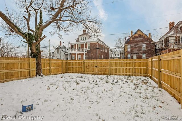 2143 Townsend Street, Detroit, MI 48214