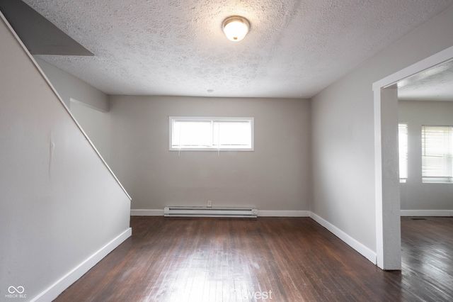 2011 Applegate Street, Indianapolis, IN 46203