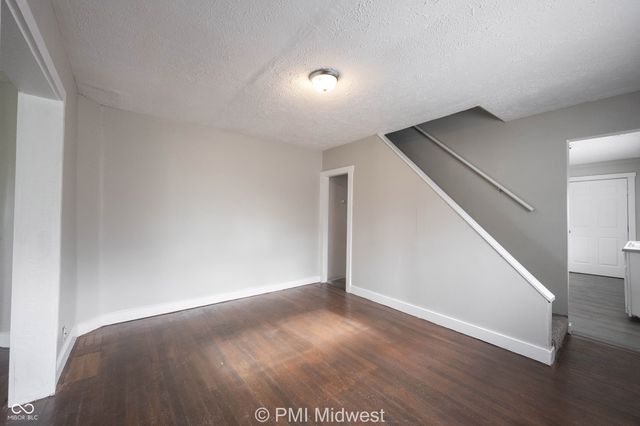 2011 Applegate Street, Indianapolis, IN 46203