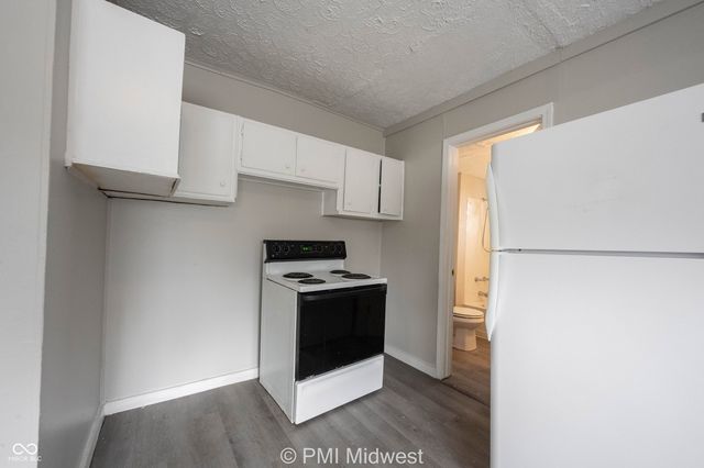 2011 Applegate Street, Indianapolis, IN 46203