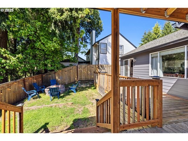 105 Ne 49TH Ave, Hillsboro, OR 97124