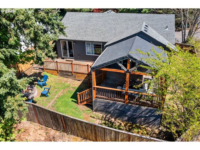 105 Ne 49TH Ave, Hillsboro, OR 97124