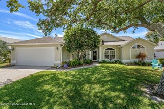 585 Lake Victoria Circle, Melbourne, FL 32940