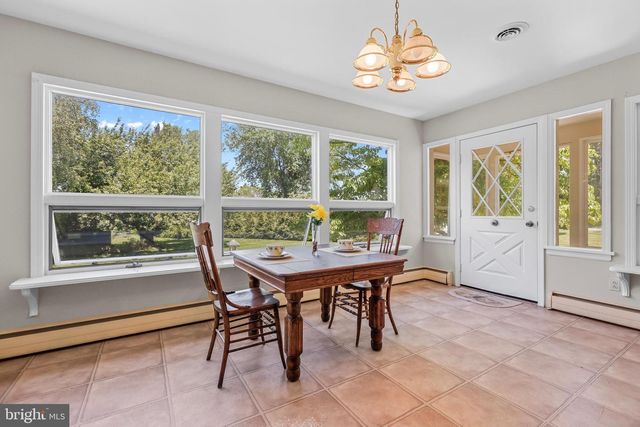 87 HILLSIDE DR, Robbinsville, NJ 08691