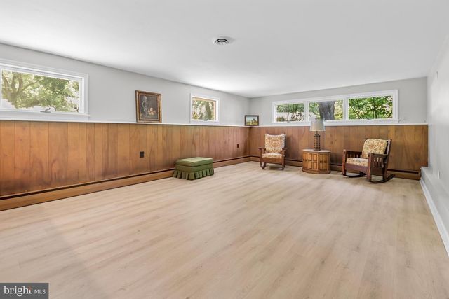 87 HILLSIDE DR, Robbinsville, NJ 08691
