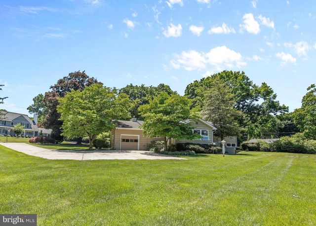 87 HILLSIDE DR, Robbinsville, NJ 08691