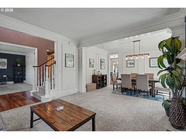 5490 Se WOODMILL Dr, Salem, OR 97306