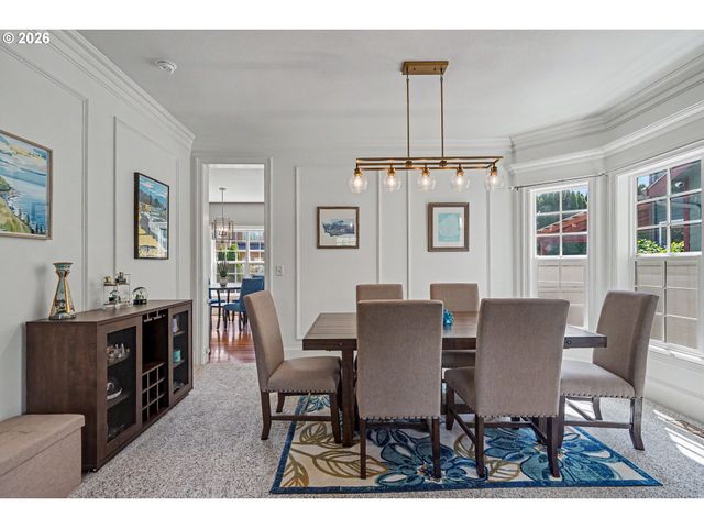 5490 Se WOODMILL Dr, Salem, OR 97306