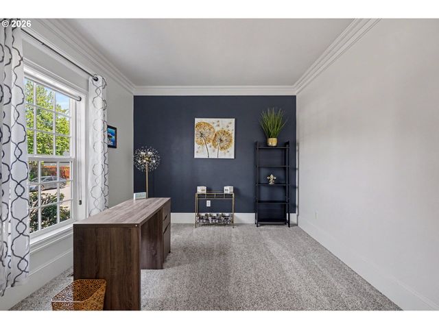 5490 Se WOODMILL Dr, Salem, OR 97306