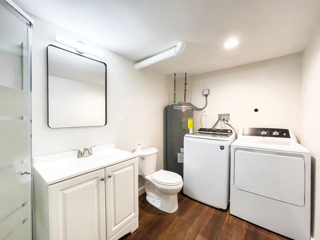 206 Treetop Ave, Springfield, MA 01118