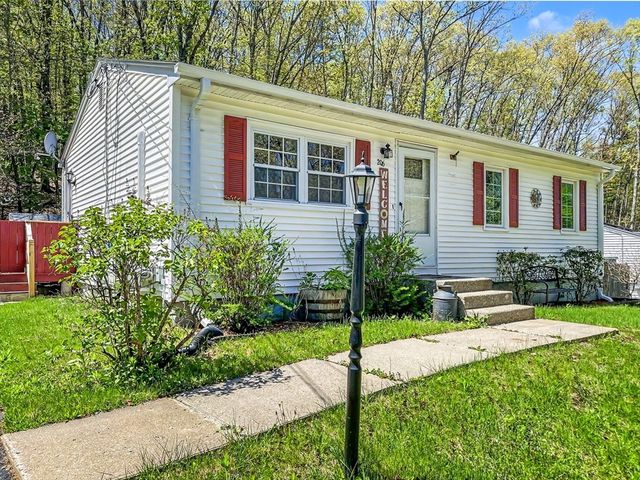 206 Treetop Ave, Springfield, MA 01118
