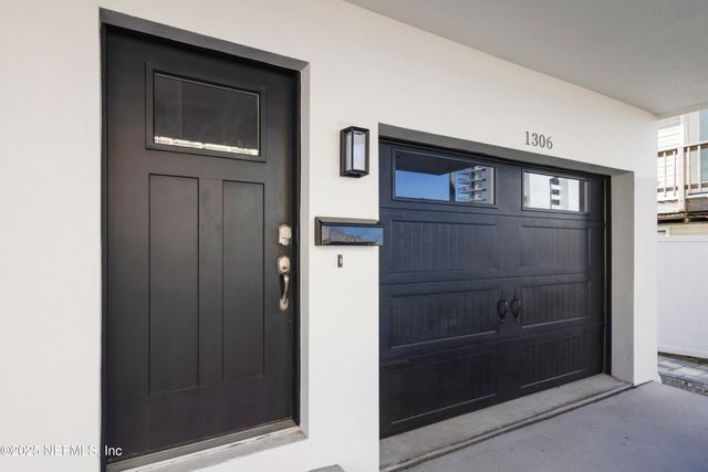 1306 1ST Street S, Jacksonville Beach, FL 32250