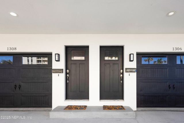 1306 1ST Street S, Jacksonville Beach, FL 32250
