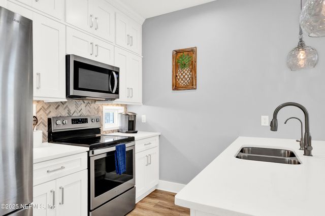 1306 1ST Street S, Jacksonville Beach, FL 32250